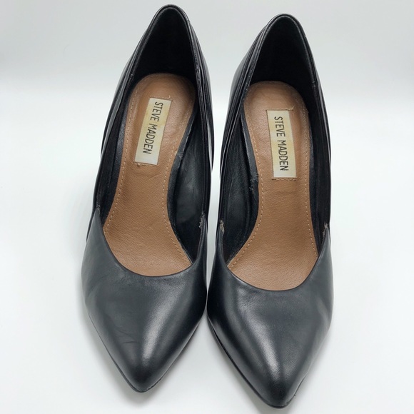 Steve Madden Clydee Leather Pump with Patent - Picture 3 of 8